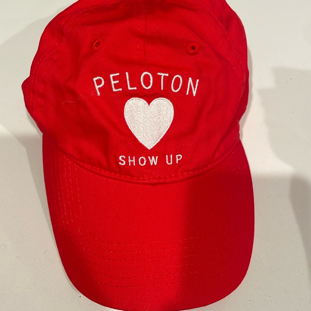Peloton hat